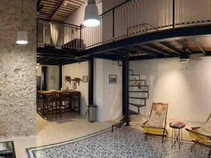 Loft con alberca cerca de corredor gastronomico