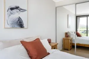 Kashmir - Luxury Top Floor Apartment - Mountain View - غولبورن