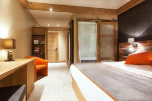 Hotels Hotel Saint Charles Val Cenis : photos des chambres