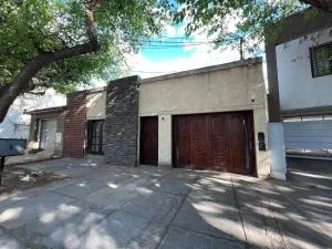 Amplia casa, 3 habitaciones, pileta y mas - Uspallata