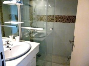 Canet T2 rénové, 4 pers, terrasse, parking, WIFI - FR-1-794-107