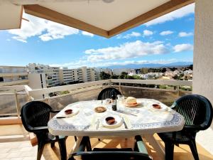 Canet-en-Roussillon T3, 5e étage, vue mer et Canigou - FR-1-794-113