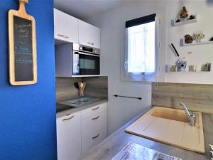 Appartements Charmant appartement avec jardin, proche plages, commerces et Royan, parking prive - FR-1-494-195 : photos des chambres