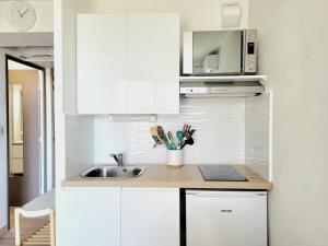 Appartements Canet-en-Roussillon T2 Moderne - Parking - Clim - 2eme etage avec ascenseur - 4 pers - FR-1-794-136 : photos des chambres