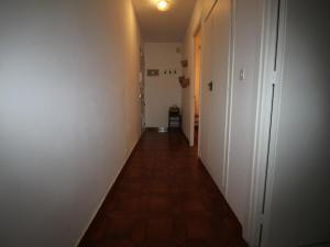 Apartamento céntrico a 20m de la playa del Puerto con TV, aire acondicionado y terraza - ES-228-189