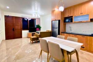 Adaline 2 BR Apartment JU40