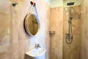 Adaline 2 BR Apartment JU40