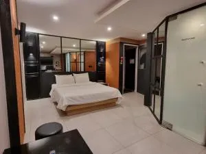 Jamsil Funny Hotel - Seul