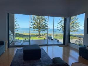 4A Franklin Pde Encounter Bay - BYO Linen