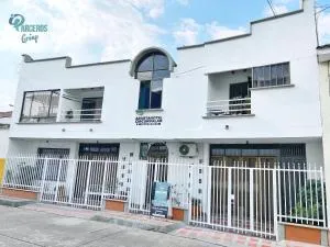 Apartamentos Amoblados En La Circunvalar Cerca a Parque Arboleda y Parque La Rebeca, Por Parceros Group - Frailes