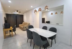 Meritus Premium Home Suite 8 Pax
