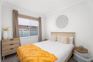 White Sandy Cottage