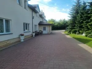 W Dolinie - 贾乌多沃