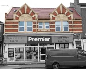 Your Group Base 3 Modern Flats Sleeps 4 to 12 Near City