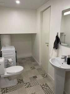 Tamme maja - Oak Tree House with big terrace and balcony