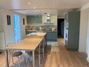 Spacieux F2 avec parking et extérieur privé - Solaure-en-Diois