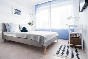 Przyleśny apartament przy dworcu z miejscem postojowym