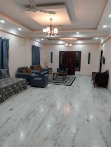6BHK AC Home for families in Prime Loc Hyderabad