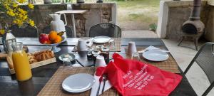 B&B / Chambres d'hotes Chambre d'Hotes Manon - Domaine Les Peupliers - : photos des chambres