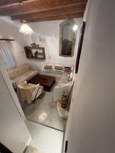Case De Drymona 1