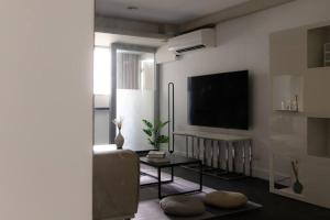 Philosophers Oasis, 30sec to ZhongXiao Dunhua MRT 哲思淨地 忠孝敦化站步行30秒