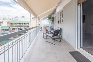 Sunlight rooftop apartment