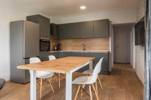 Villa Golden Shore with Private Pool in Kranevo