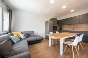 Villa Golden Shore with Private Pool in Kranevo