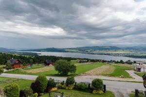 Pokoje u Chmielaków - Huba z widokiem na Jezioro Czorsztynskie Tatry i Pieniny Balia