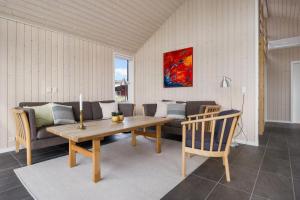 Bettysvej 3 - Bright And Coastal Holiday Home