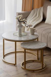 Herbu Oksza Elegant Apartment with Parking by Noclegi Renters