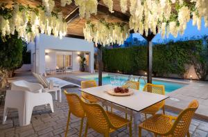 Niovis Villa