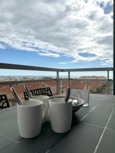 Appartements superbe t2 200 m de la plage 4SUF502 : photos des chambres