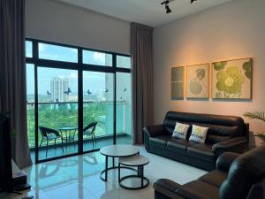 3Bed2Bath SkyLoft Bukit Indah JB