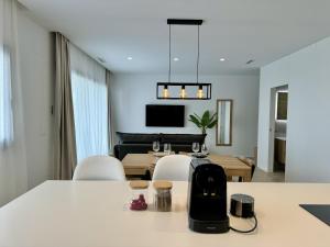 OIA 4 by United Renters