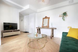 Appartements Le Silva - tout confort avec terrasse et parking, metro Via Silva : photos des chambres