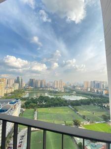 Luxury Apt 2BR - VinHomes Dcapitle Tran Duy Hung Street