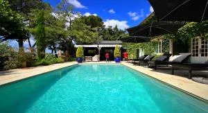 Le Mas Des Abeilles - Chambres d'hôtes en Drôme Provençale - Charols