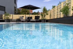 Kracher Hotel Doppelzimmer - inklusive Pool