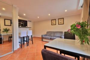 Appart'hotels Emeraude Residence Hoteliere : photos des chambres