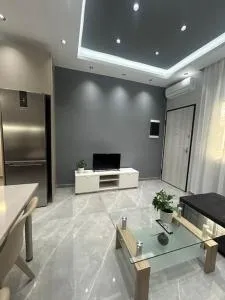 Luxury apt 5min to Metro Nikaia - Keratsínion