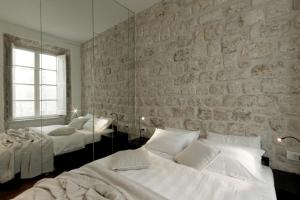 Apartments Eleganca-Comfort One Bedroom Apartment Djelozija