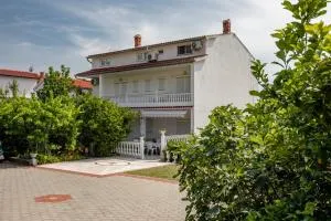 Apartment Complex Marjeta Rab - Palit