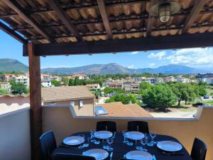 Maisons de vacances Maison chaleureuse a Ajaccio avec vue sur le jardin : photos des chambres