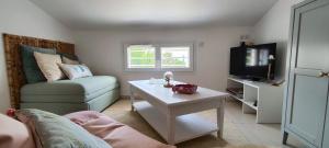 Villas Maison d-Hestia, charme, piscine, proche du bord de mer et de Royan : photos des chambres