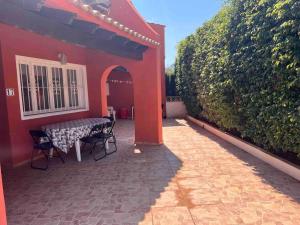 Bungalow in Calpe - swimming pool and tennis court