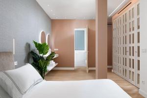 Mondrian new, ac, design lovers, near La Concha