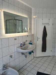 Ferienwohnung RUHRPERLE für 1 bis max 9 Erwachsene