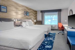 Queen Room with Two Queen Beds room in Hilton Garden Inn Freeport Downtown