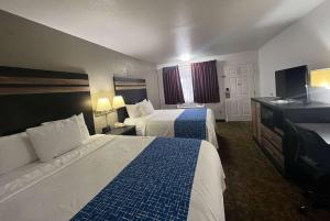 Queen Room with Two Queen Beds - Non-Smoking room in Travelodge by Wyndham Truth or Consequences